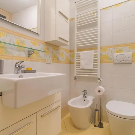 Casa Masa Close To @s.lucia Train Station * Venice