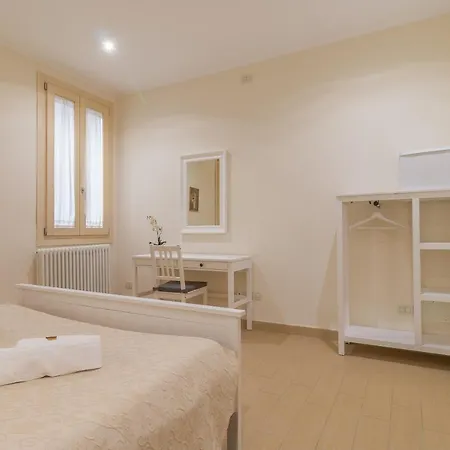 Apartment Casa Masa Close To @s.lucia Train Station *