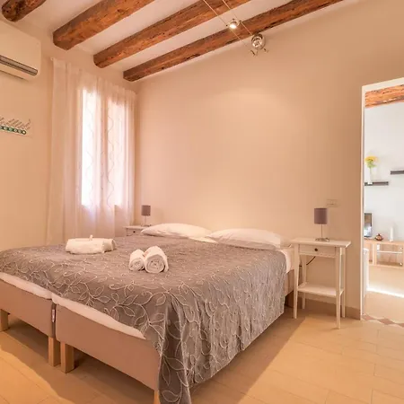 Apartament Casa Masa Close To @s.lucia Train Station